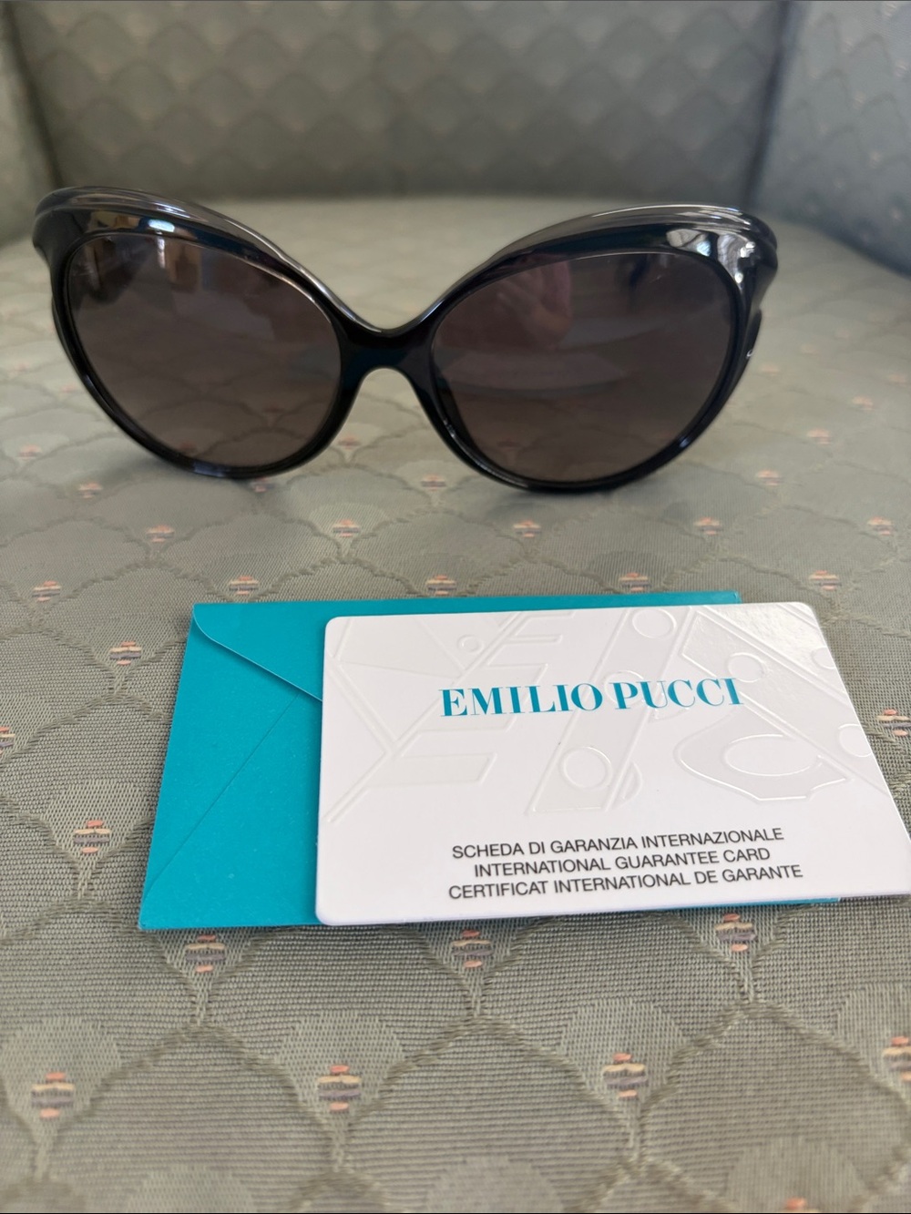 Emilio Pucci Black Gradient Sunglasses Made in Italy. - Picture 2 of 7